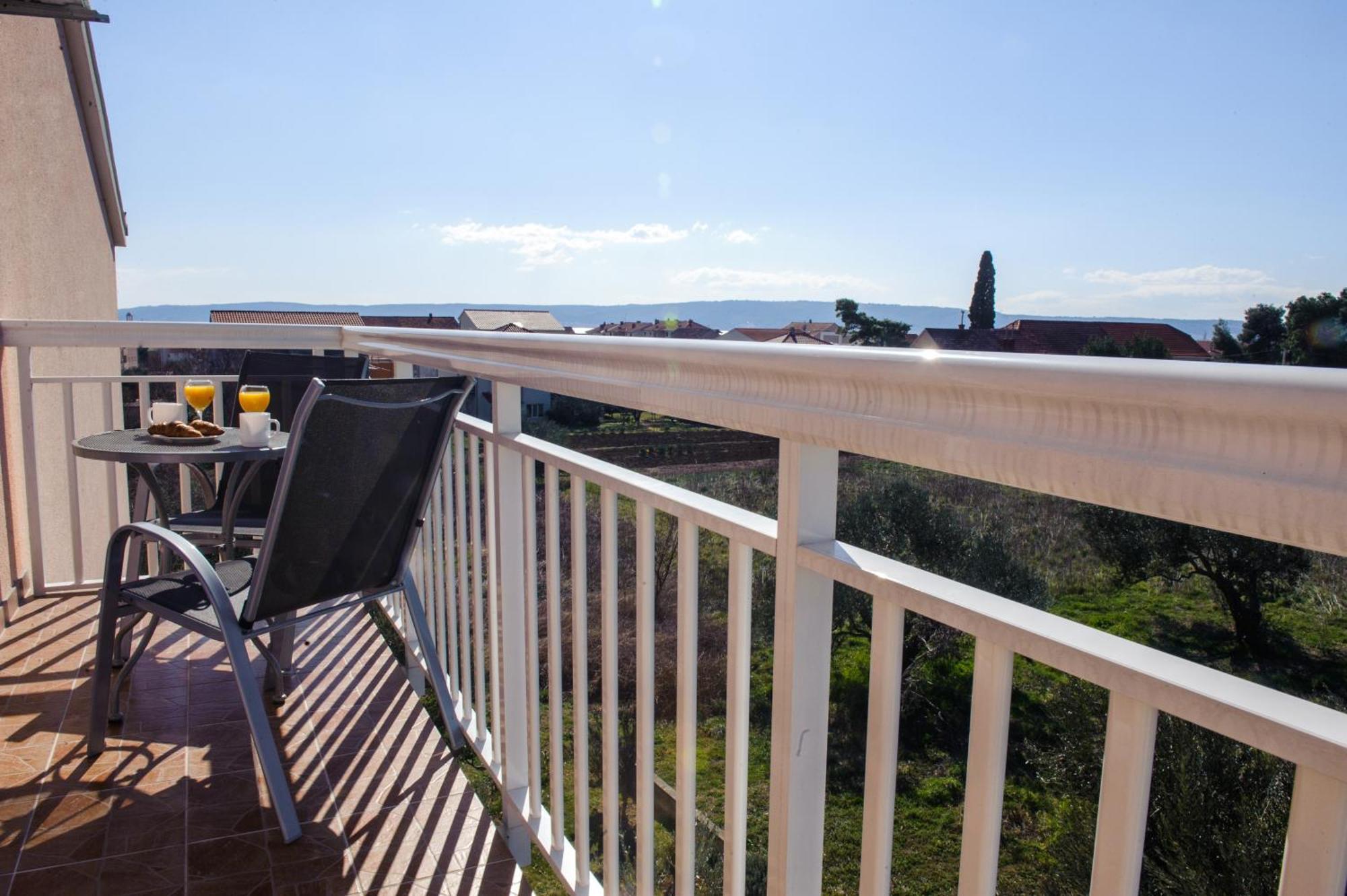 Apartman Sunny Vacay Kaštela エクステリア 写真
