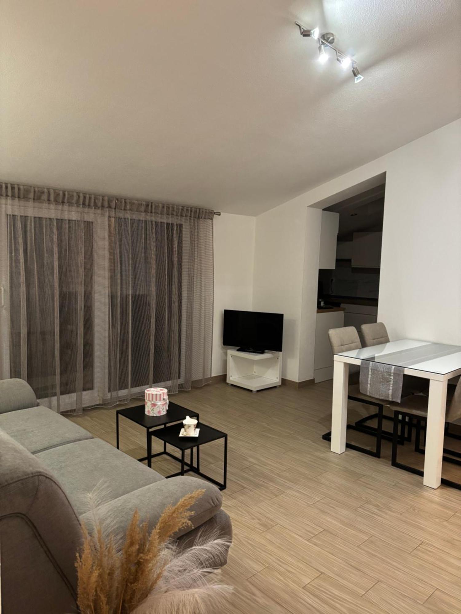 Apartman Sunny Vacay Kaštela エクステリア 写真