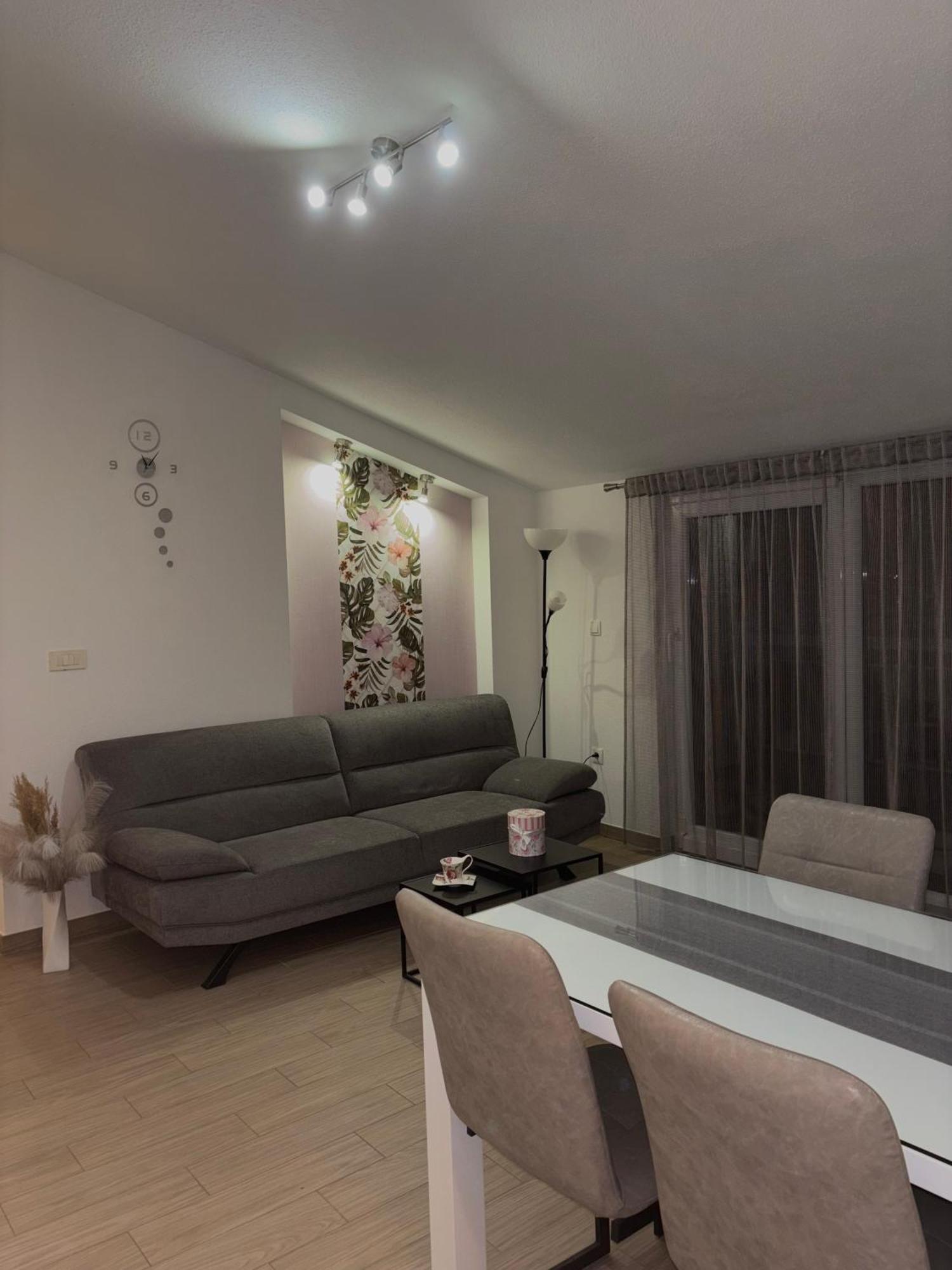 Apartman Sunny Vacay Kaštela エクステリア 写真